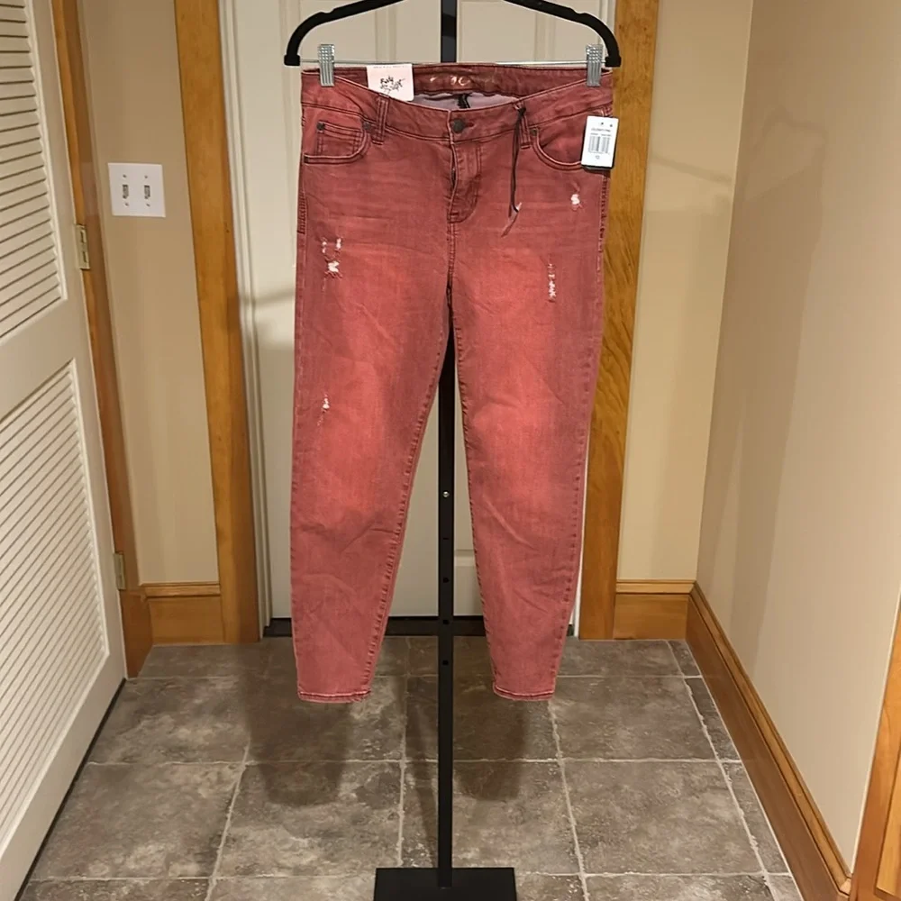 Body Sculpt junior’s Mid Rise Ankle Skinny Super Slimmer Jeans